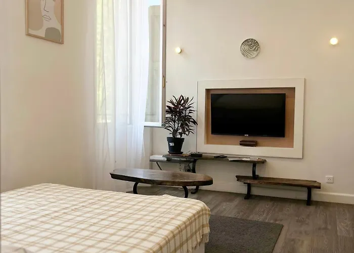 Studio Lumineux Avec Belle Vue